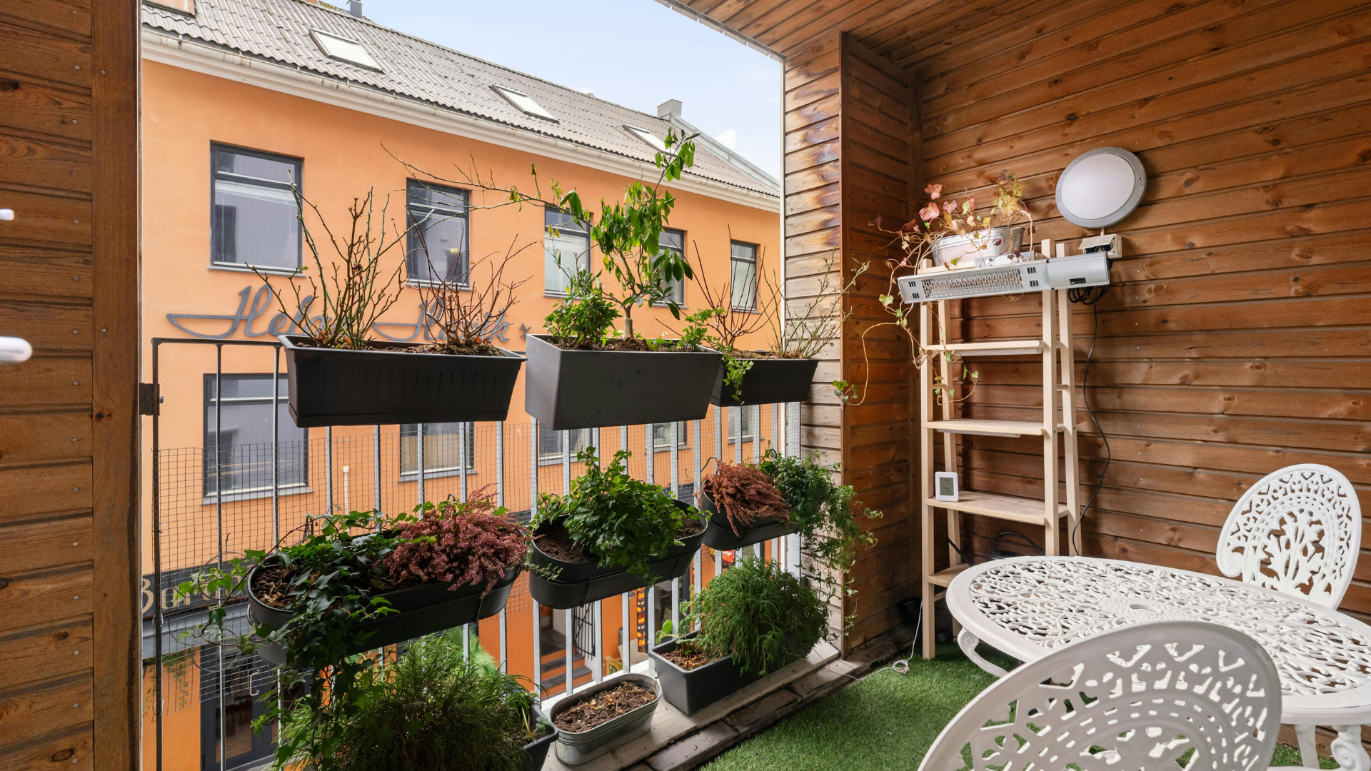 Como combinar móveis e plantas na decoração (sem poluir o ambiente)